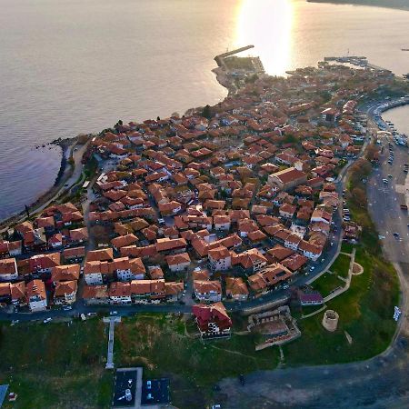 Family Hotel Lebed Nesebar Eksteriør bilde