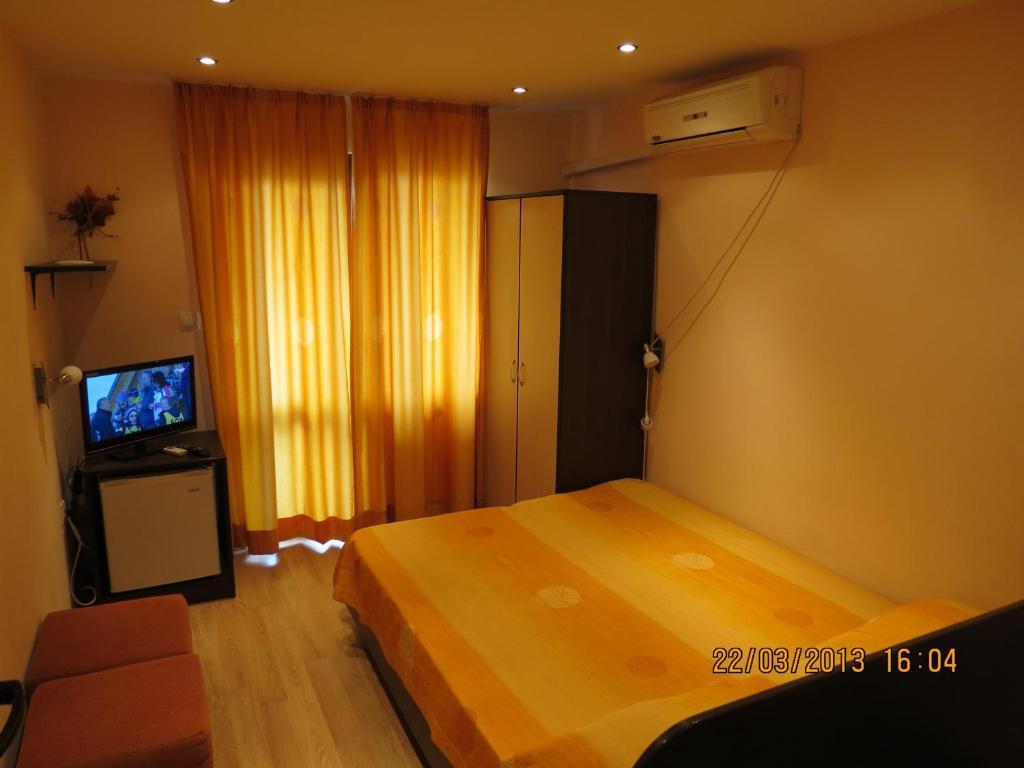 Family Hotel Lebed Nesebar Rom bilde