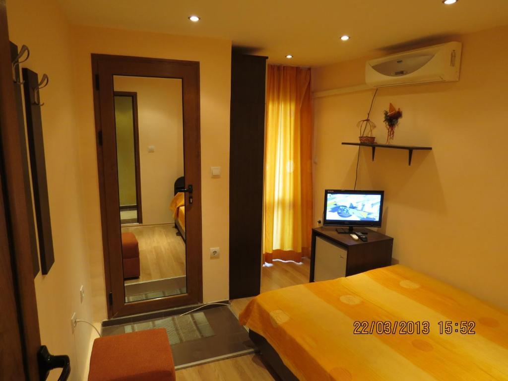 Family Hotel Lebed Nesebar Rom bilde